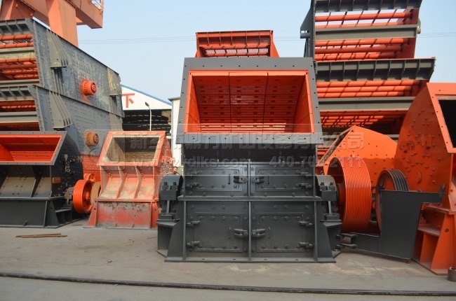 大產(chǎn)量錘式破碎機(jī)新鄉(xiāng)鼎力圖1