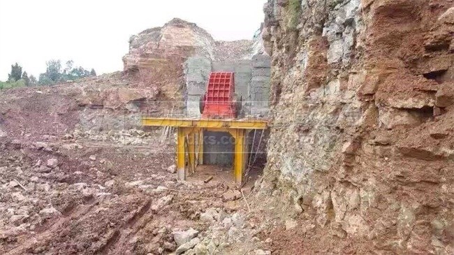 重型錘式破碎機(jī)