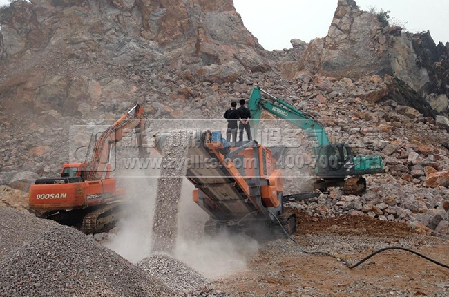 移動(dòng)式石子破碎機(jī) 移動(dòng)式石子破碎機(jī)