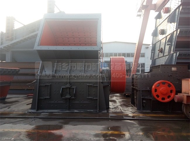 錘式破碎機(jī)設(shè)備