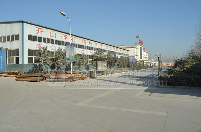 石灰石制砂機(jī)設(shè)備生產(chǎn)廠家