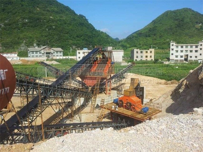 石英砂振動(dòng)篩工作原理