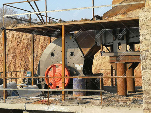 石頭破碎機工作現場