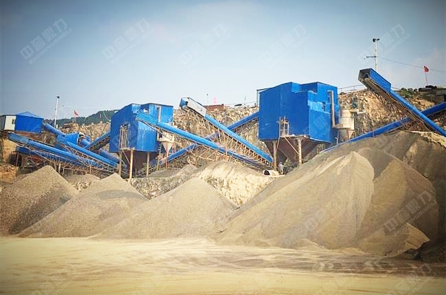 砂石行業(yè)采礦現(xiàn)場