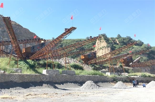 皮帶輸送機(jī)