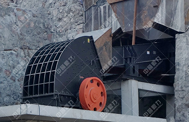 重型錘式反擊破碎機