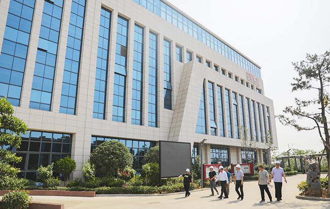 寧夏瀛海集團董事長范海龍一行參觀中譽鼎力