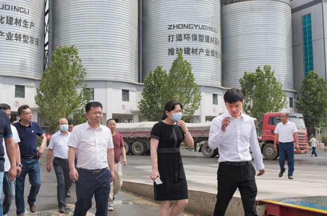 湖北武穴市考察團蒞臨中譽鼎力調研