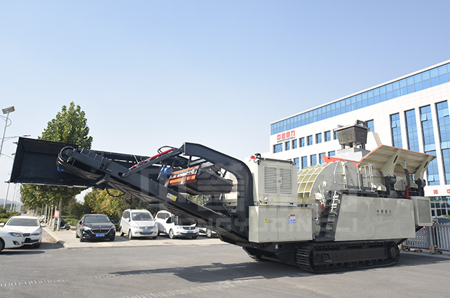 對于移動式破碎機的介紹和厲害之處 對于移動式破碎機的介紹和厲害之處